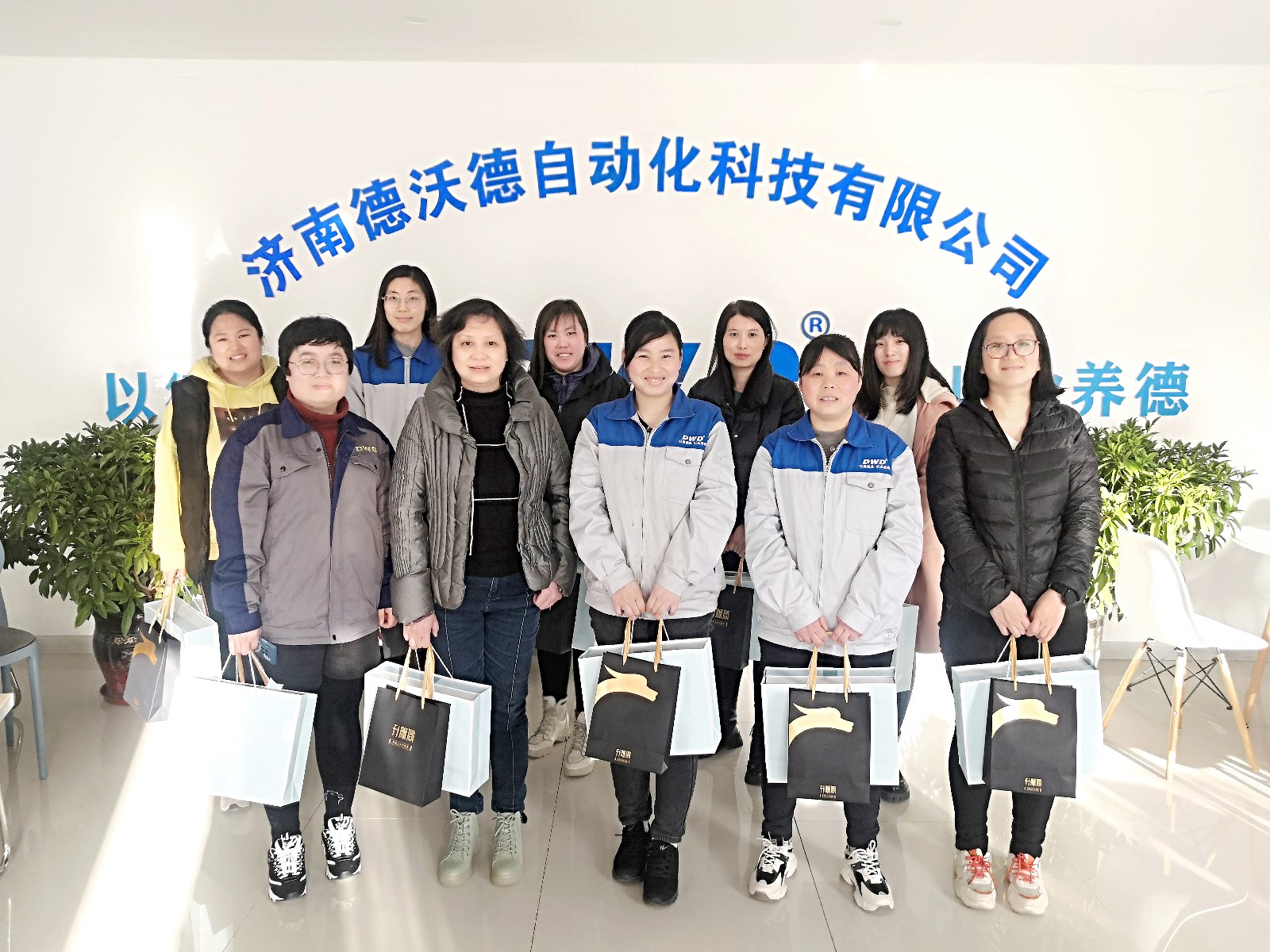 濟(jì)南德沃德祝大家女神節(jié)快樂
